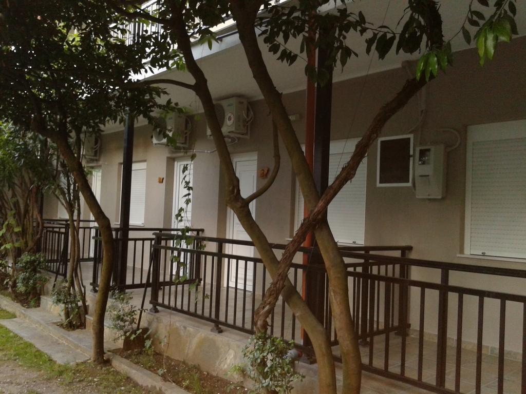 Helena Apartments Paralia Panteleimonos Exterior foto
