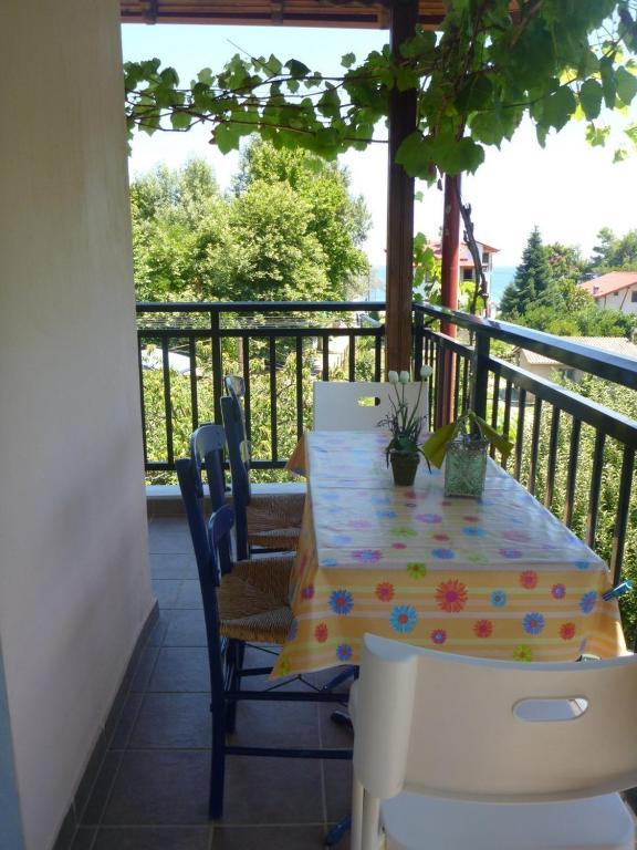 Helena Apartments Paralia Panteleimonos Cameră foto